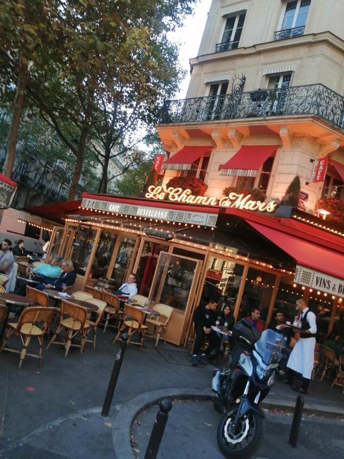 Charming Studio In Paris Near The Eiffel Tower ภายนอก รูปภาพ